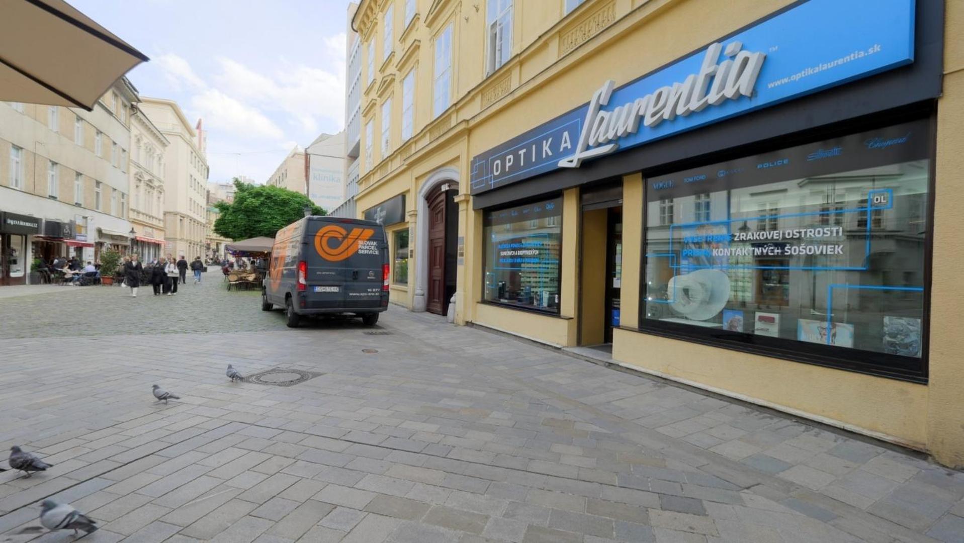 Velky 3I Apartman V Centre Mesta Bratislava Exterior foto